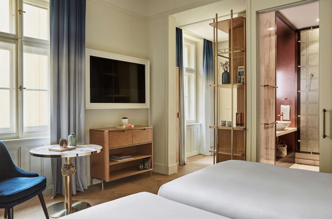 Andaz Prague, By Hyatt Hotel Екстериор снимка